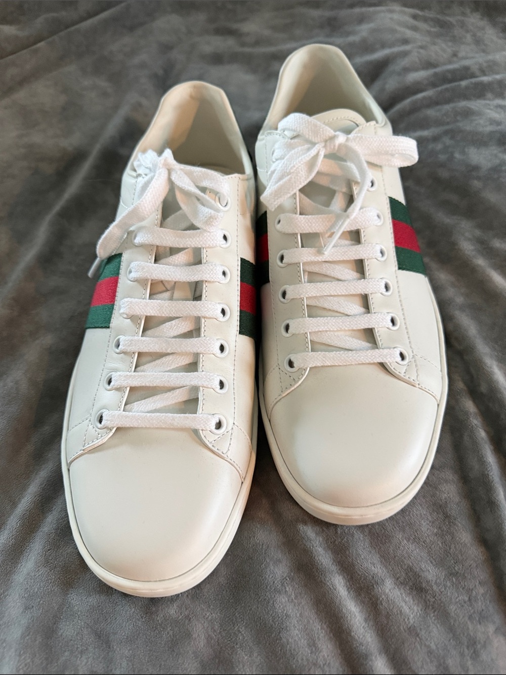 Gucci Ace White Leather Sneakers with Dark Green Croc Heel Patch